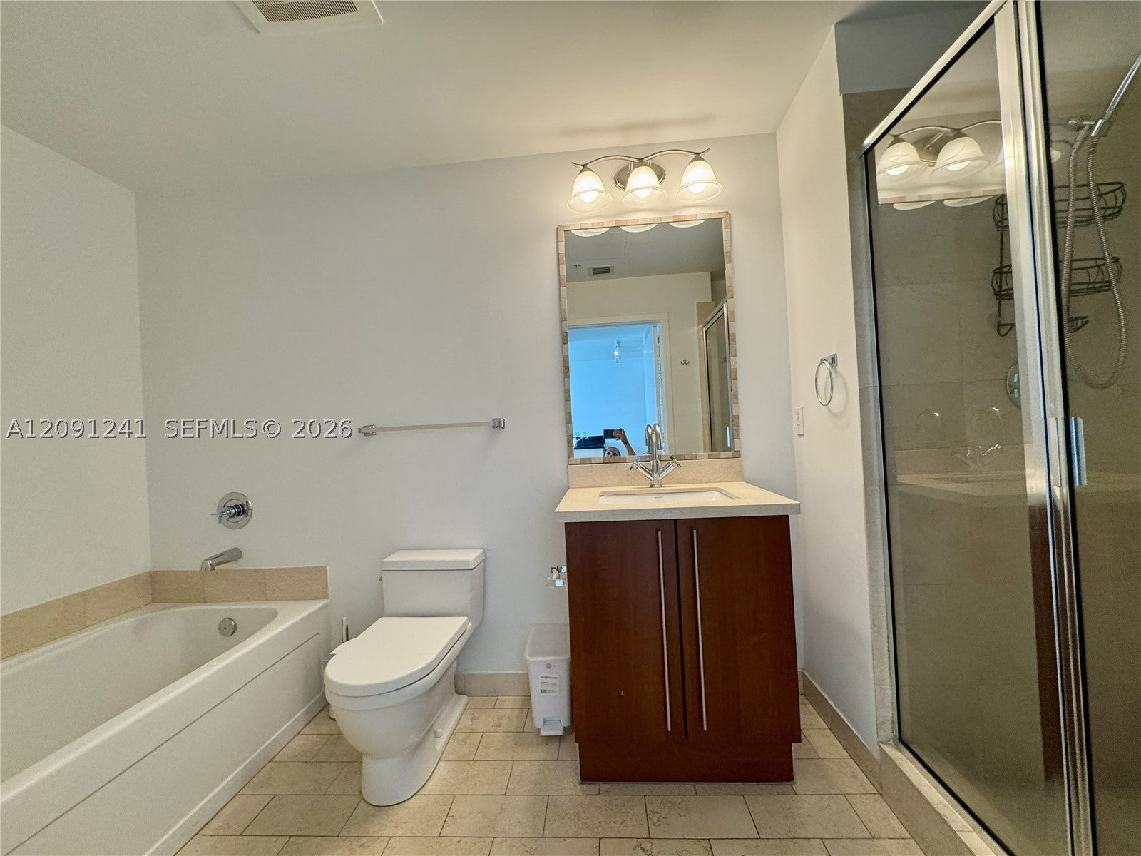 79 SW 12th St 3005