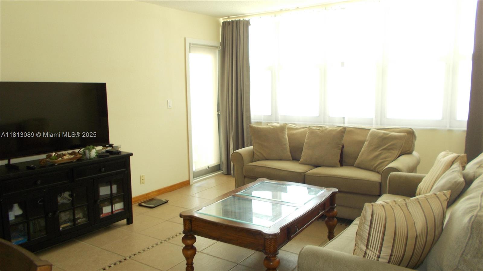 IMPERIAL TOWERS CONDO - Residential Lease