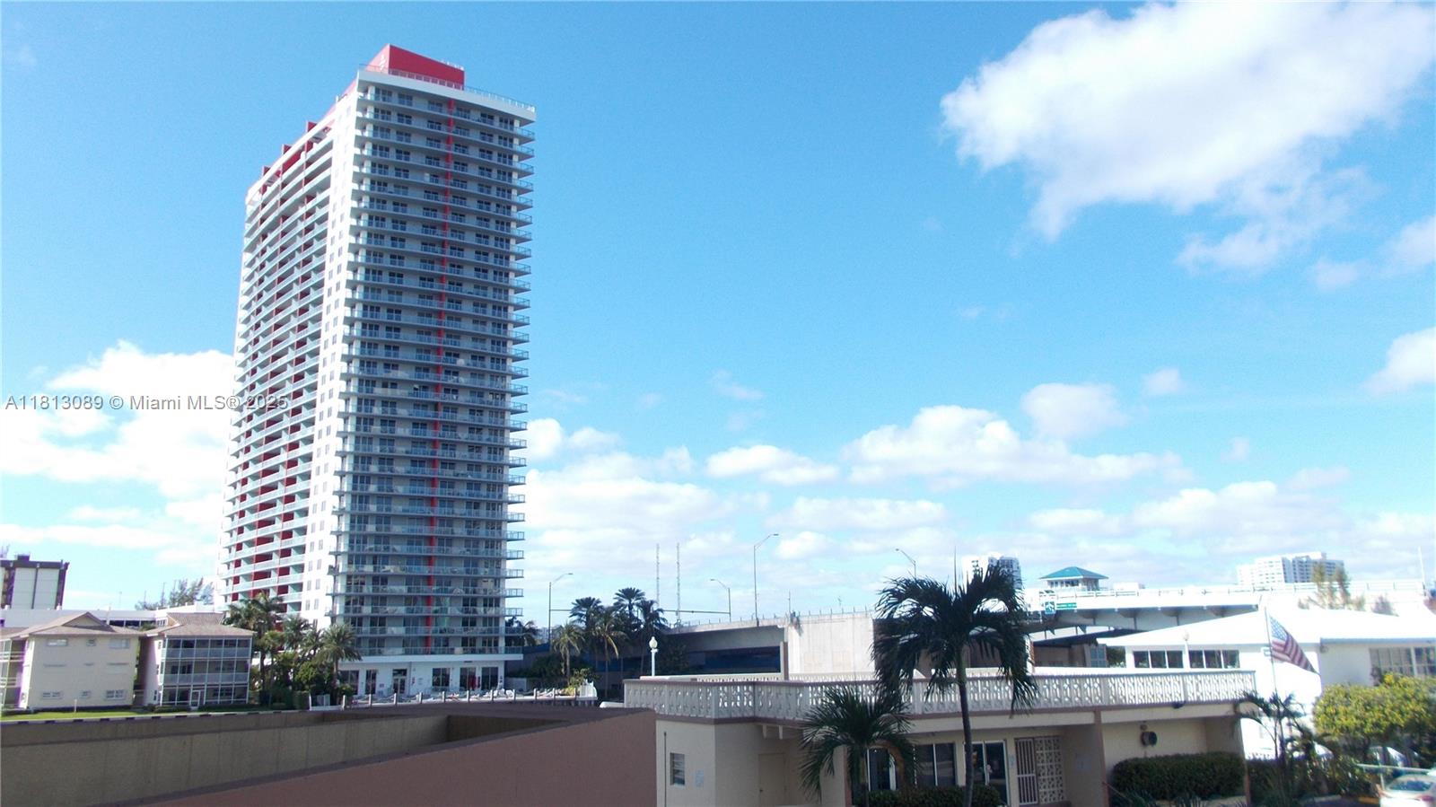 1825 S Ocean Dr 607, Hallandale Beach, Broward County, Florida - 1 Bedrooms  
1 Bathrooms - 