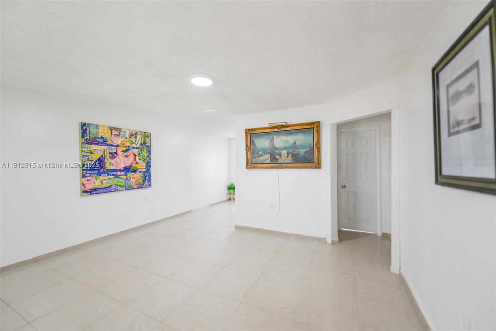 CRESTHAVEN NO 2 - Residential