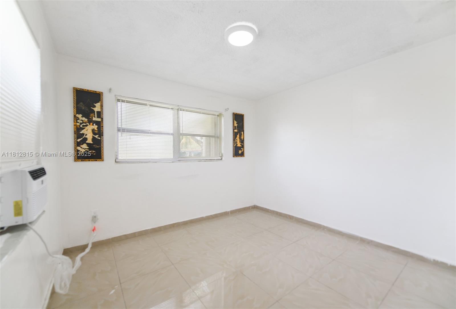 CRESTHAVEN NO 2 - Residential