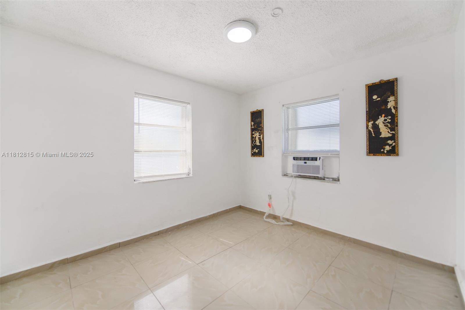 CRESTHAVEN NO 2 - Residential