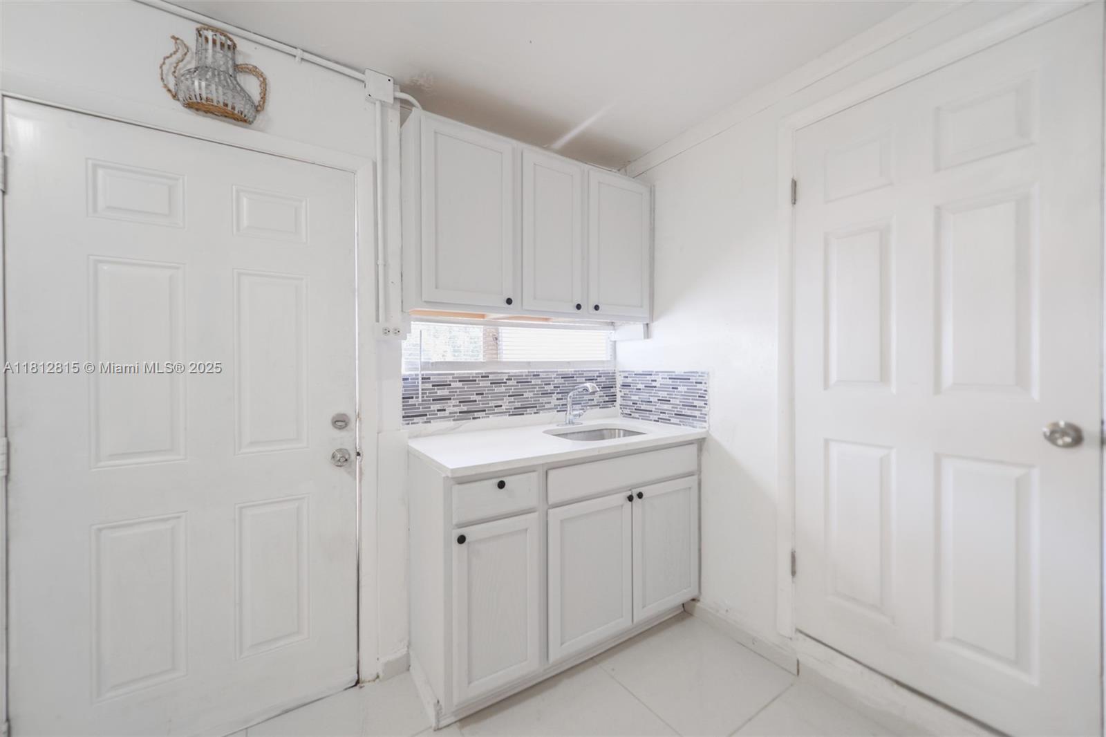 CRESTHAVEN NO 2 - Residential