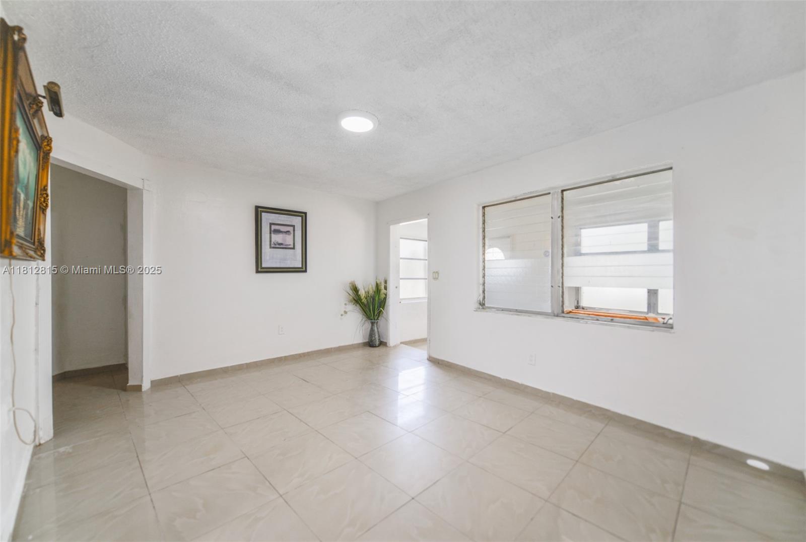 CRESTHAVEN NO 2 - Residential