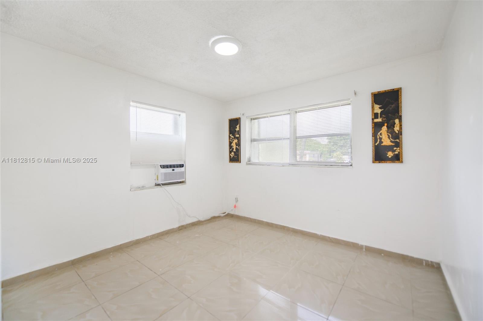 CRESTHAVEN NO 2 - Residential