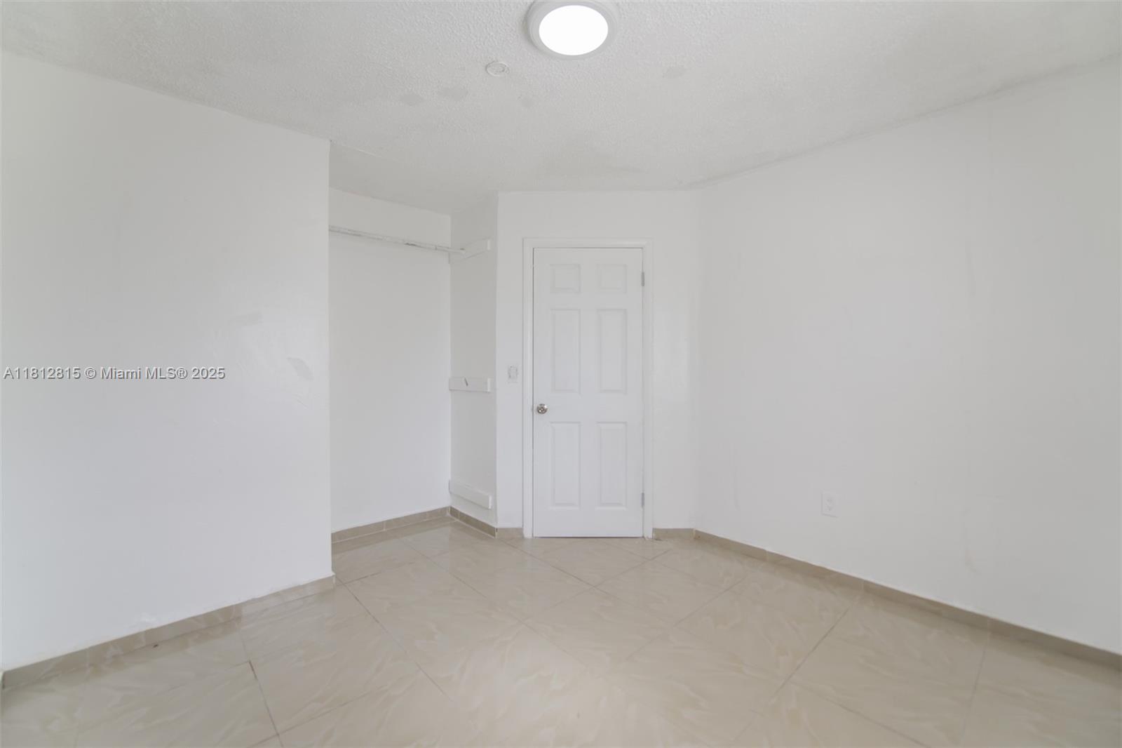 CRESTHAVEN NO 2 - Residential