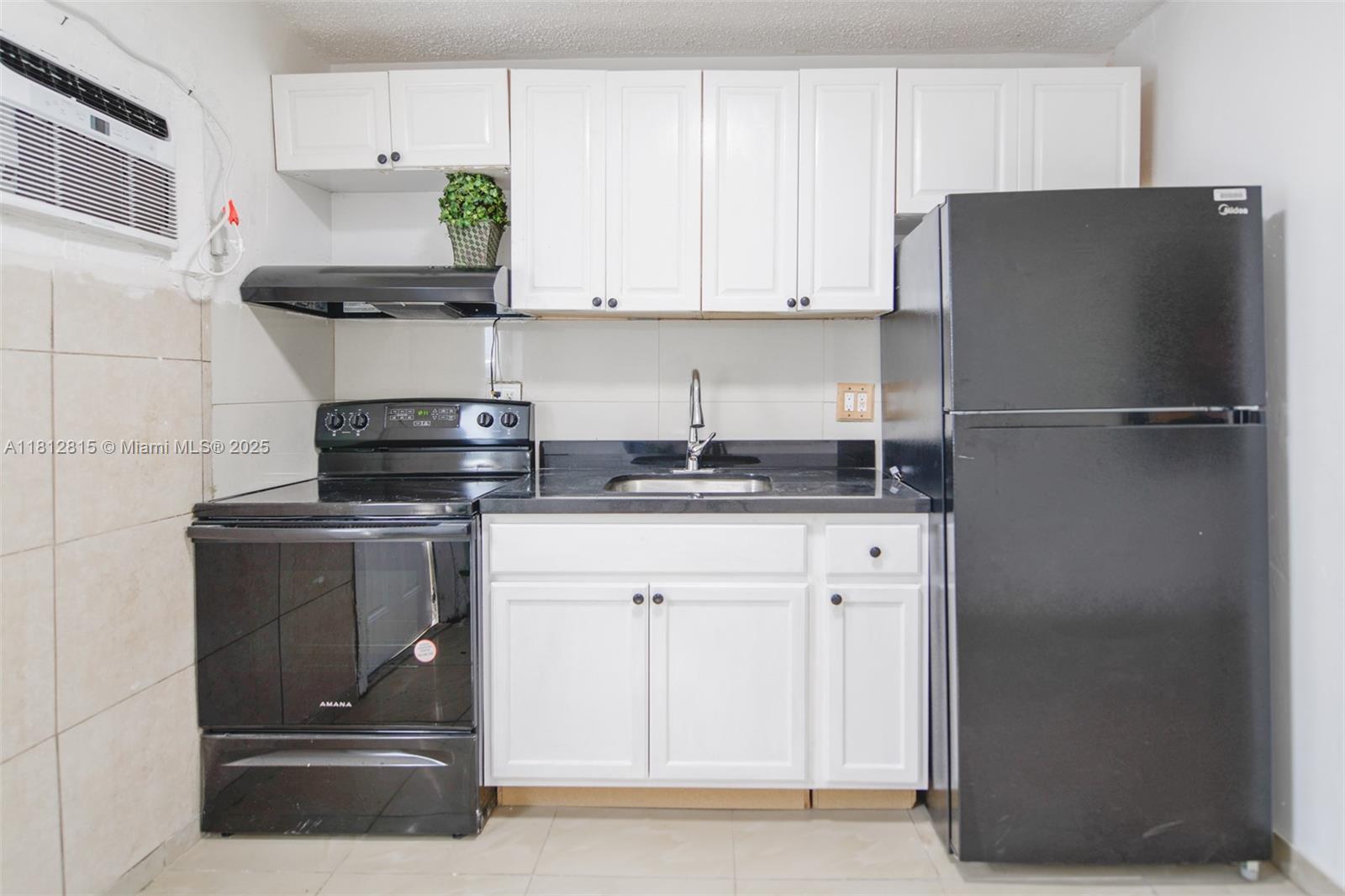 CRESTHAVEN NO 2 - Residential