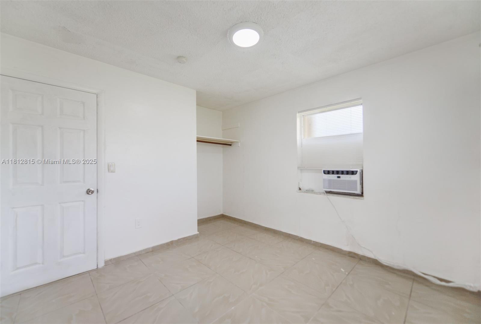 CRESTHAVEN NO 2 - Residential