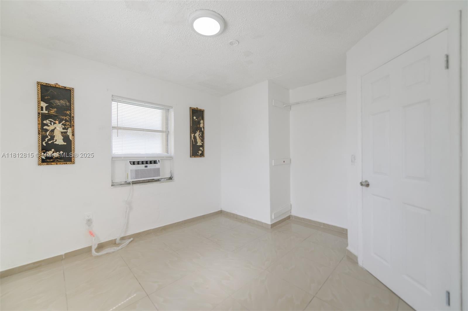 CRESTHAVEN NO 2 - Residential