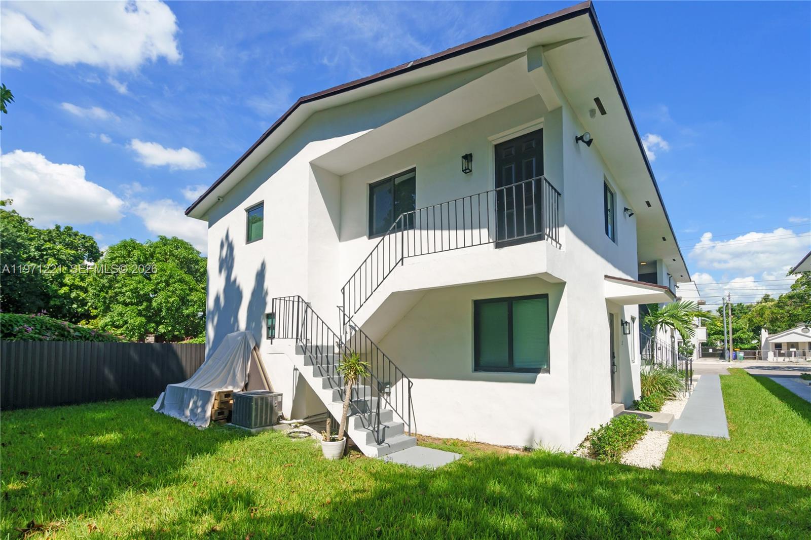 SANTA CLARA SUB - Residential Income