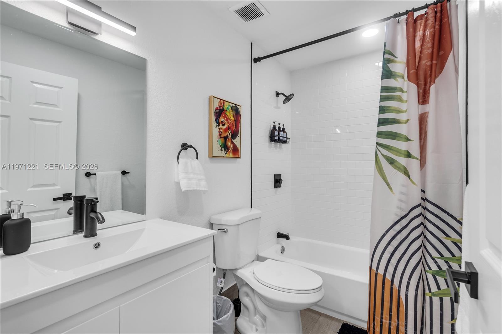 SANTA CLARA SUB - Residential Income