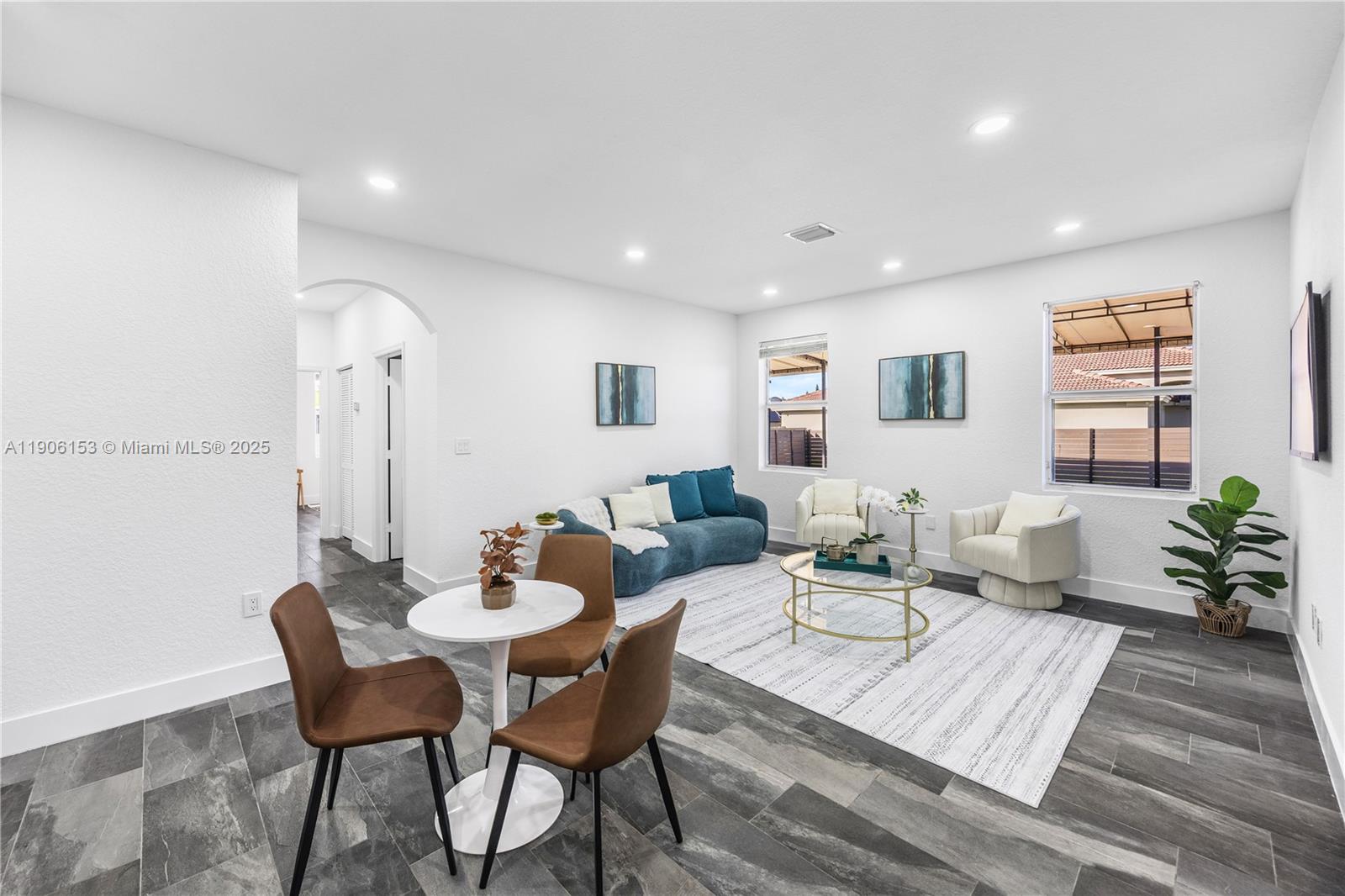 ESTATE MANSIONS 1ST ADDN - Residential