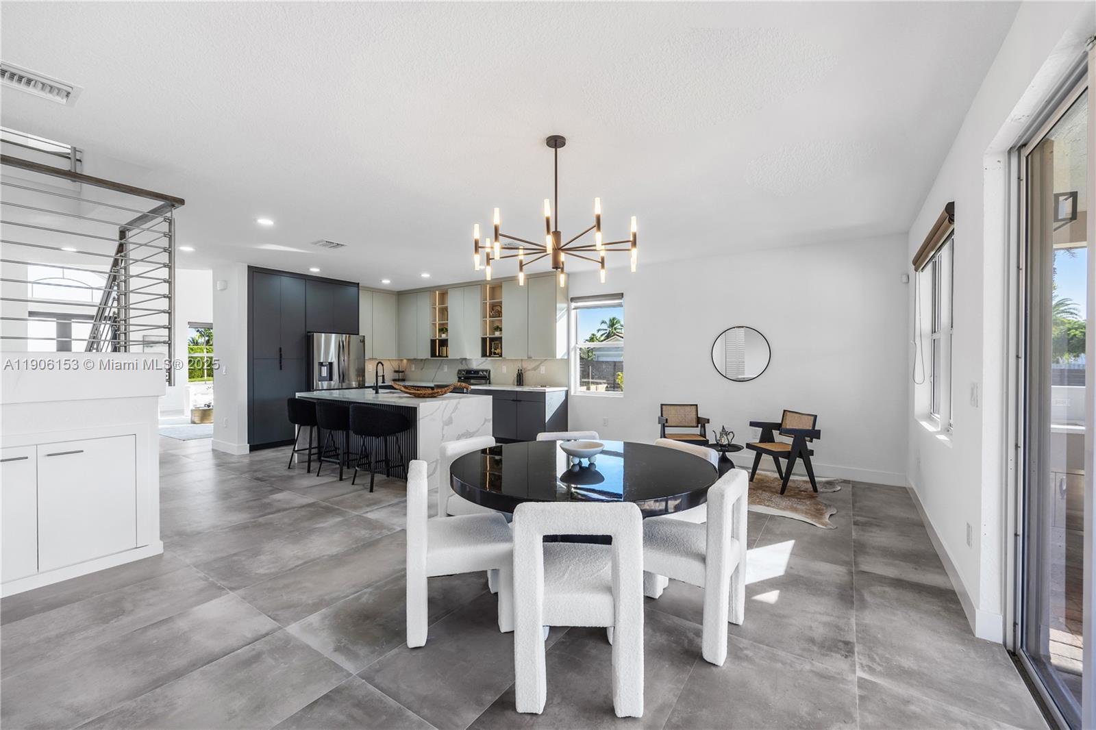 ESTATE MANSIONS 1ST ADDN - Residential