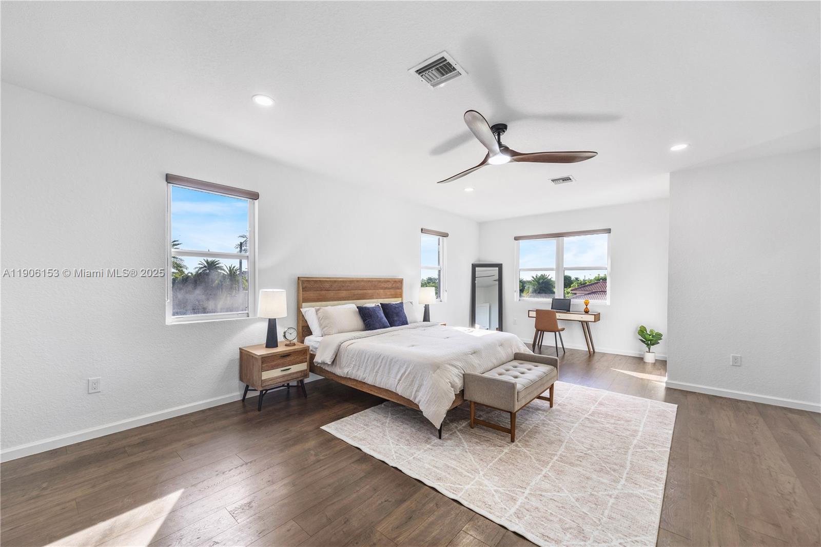 ESTATE MANSIONS 1ST ADDN - Residential