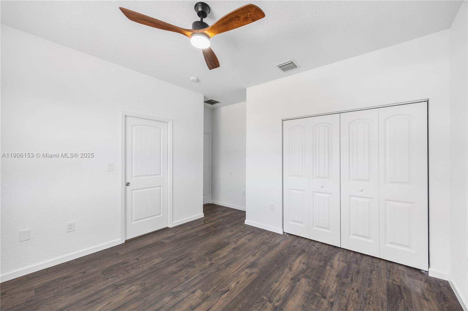 ESTATE MANSIONS 1ST ADDN - Residential