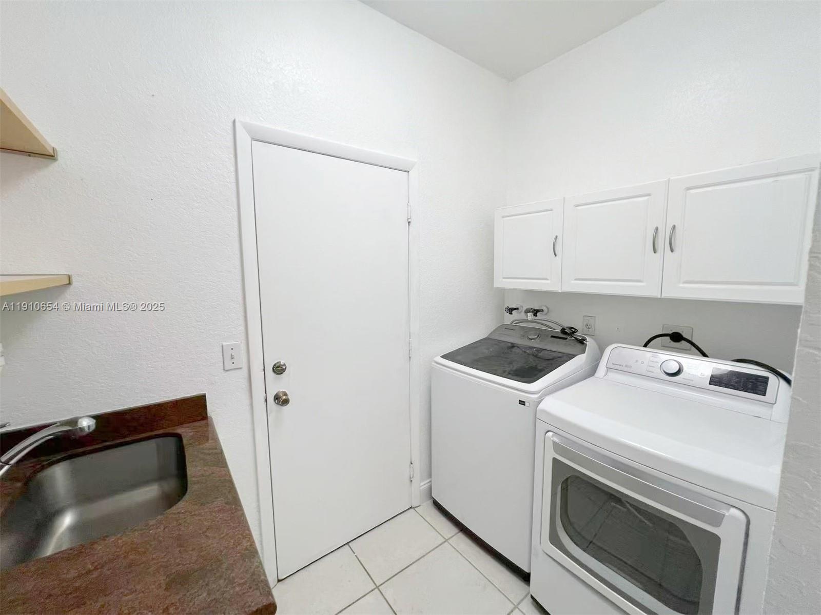 PEMBROKE PINES REGIONAL - Residential Lease