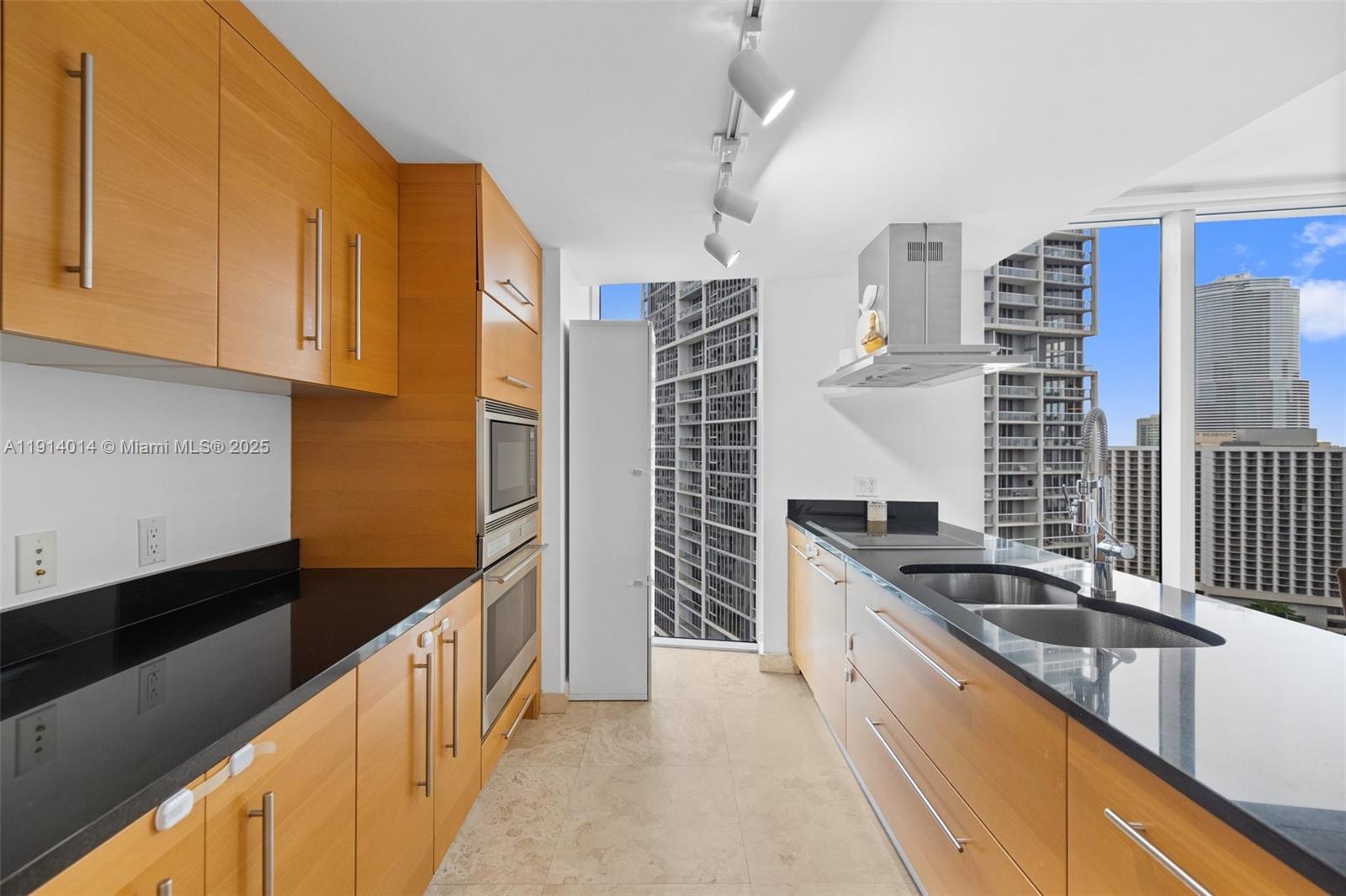 ICON BRICKELL NO TWO - Residential Lease