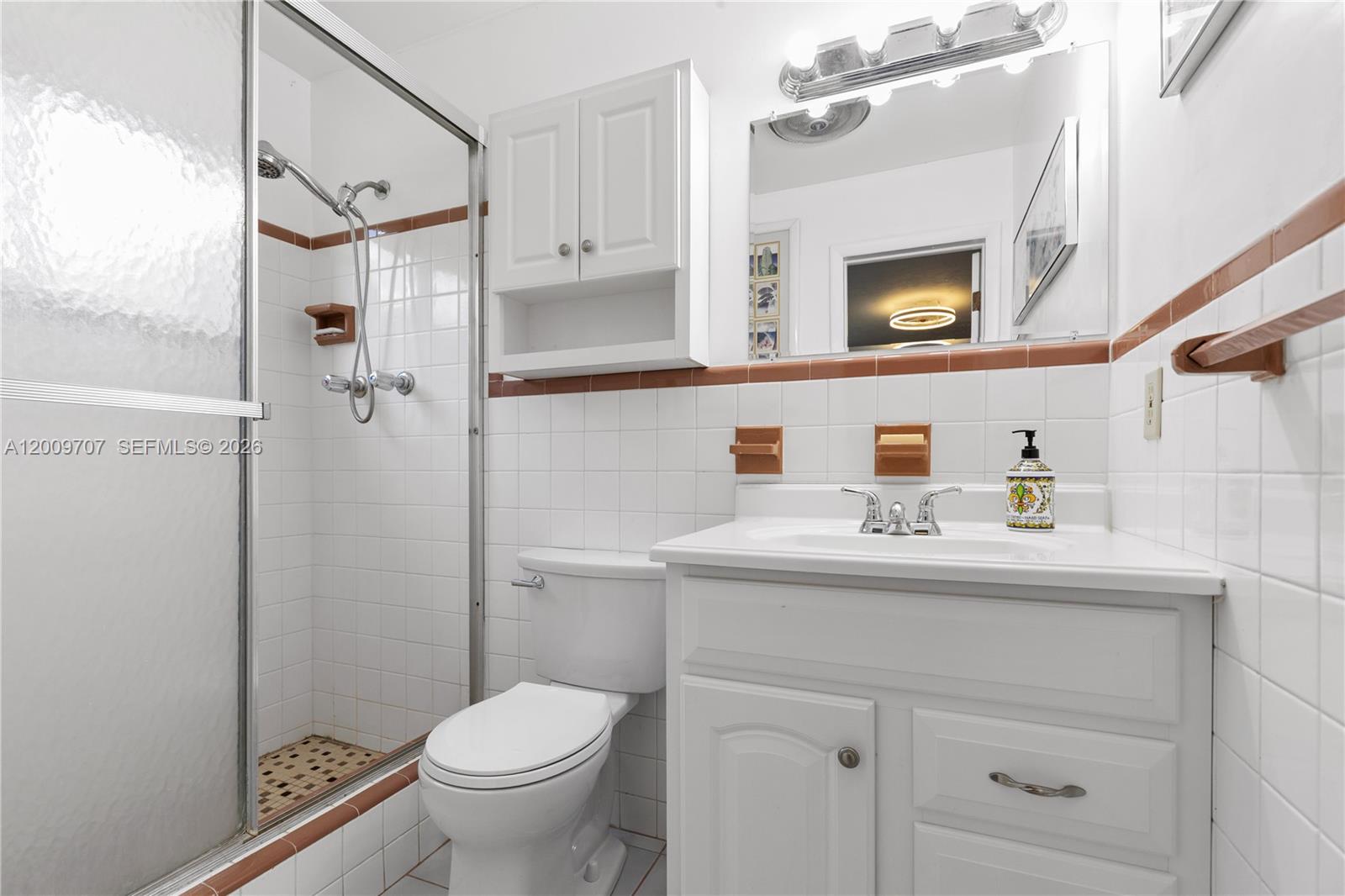 GULFSTREAM ESTATES - Residential
