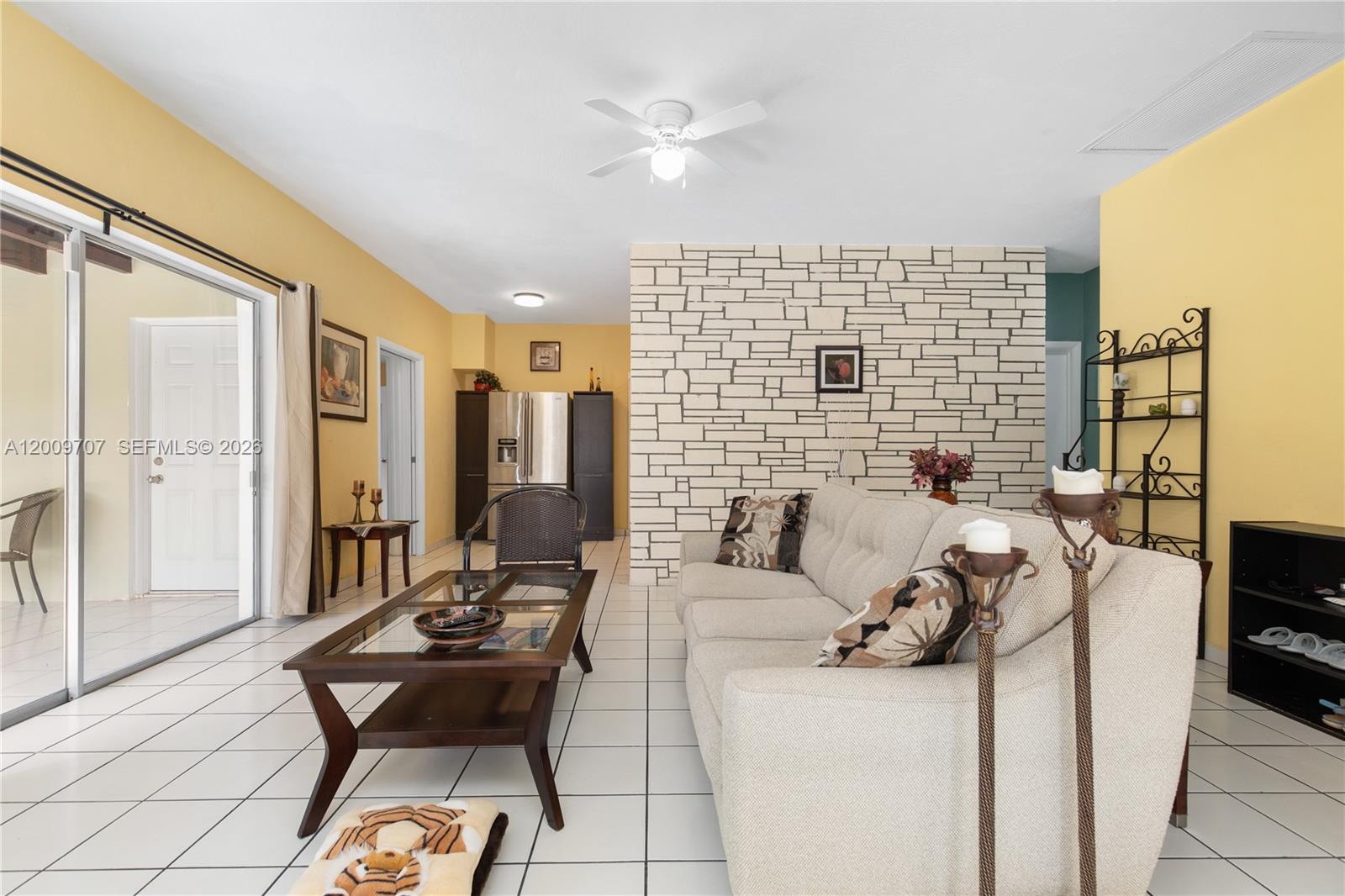 GULFSTREAM ESTATES - Residential