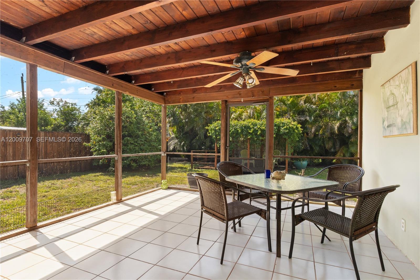 GULFSTREAM ESTATES - Residential