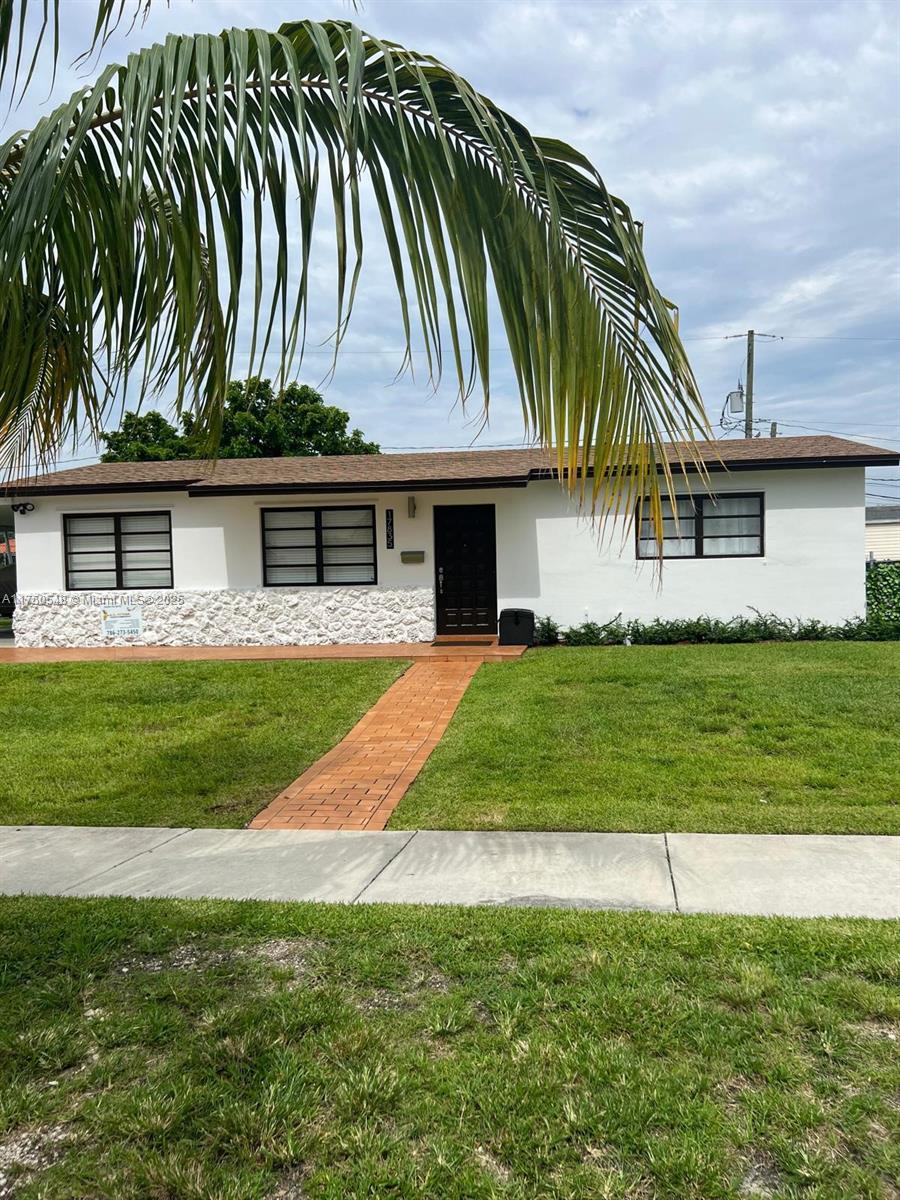 17835 Nw 80th Ct, Hialeah, Miami-Dade County, Florida - 3 Bedrooms  
1 Bathrooms - 