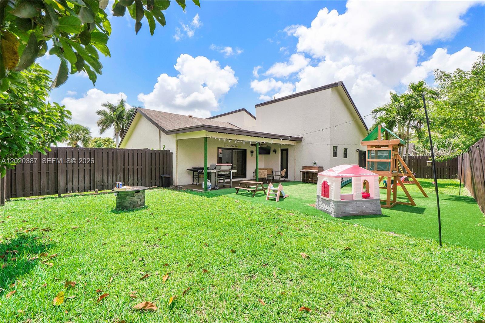 CITY OF LAUDERHILL SEC TH - Residential