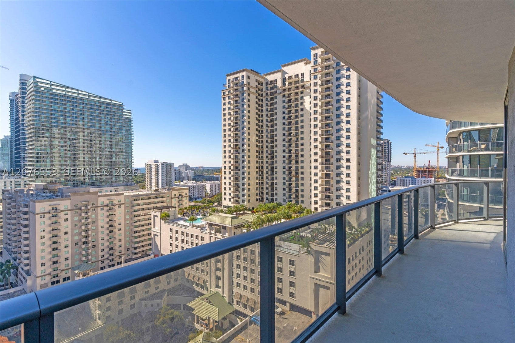 45 SW 9th St 1706