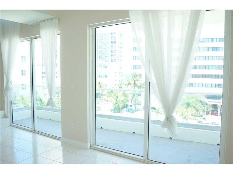 CASABLANCA VILLAS CONDO - Residential Lease