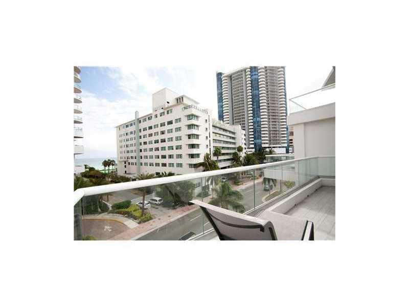 CASABLANCA VILLAS CONDO - Residential Lease
