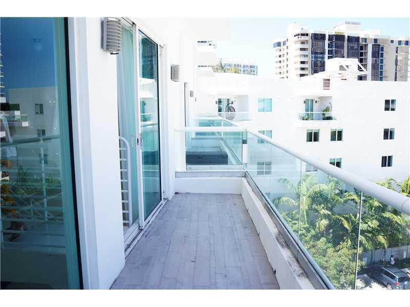 CASABLANCA VILLAS CONDO - Residential Lease