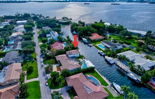 RE-PLAT OF TRACK C MIAMI - Residential Lease