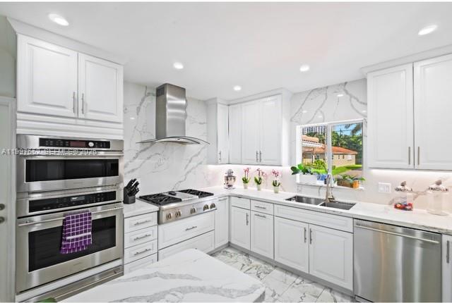 RE-PLAT OF TRACK C MIAMI - Residential Lease