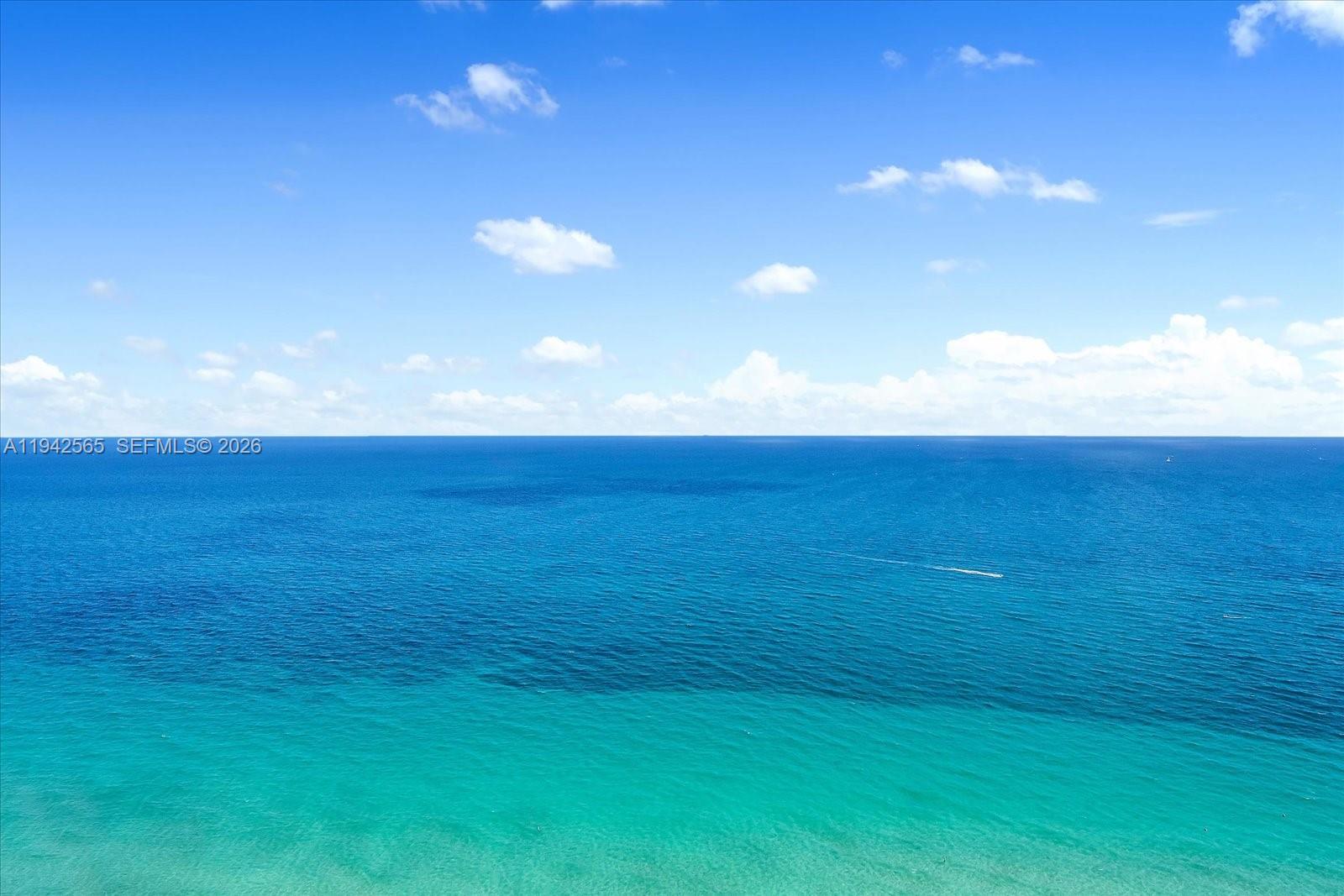 Jade Signature Condo - Residential