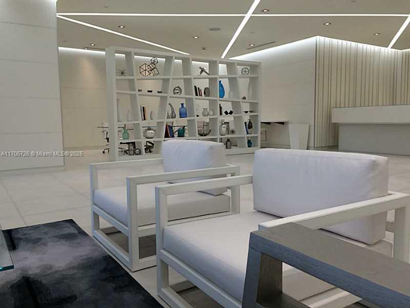 BALTUS HOUSE.4250 BISCAYNE - Residential