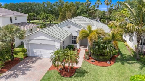 4629 Mariners Cove Dr Wellington FL 33449
