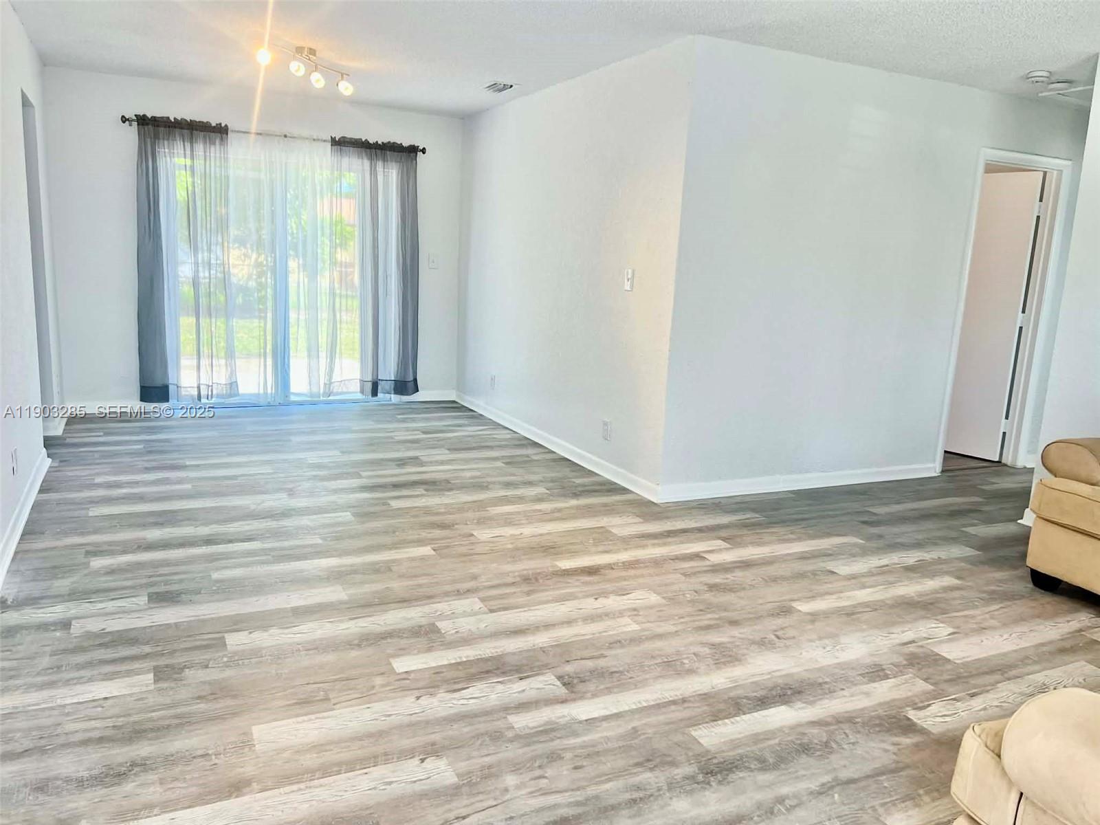 View photos, virtual tours, details... 1330 SW 6th Ter