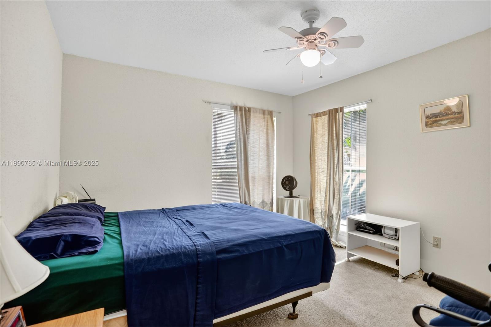 SAVANNAH AT RIVERSIDE CON - Residential