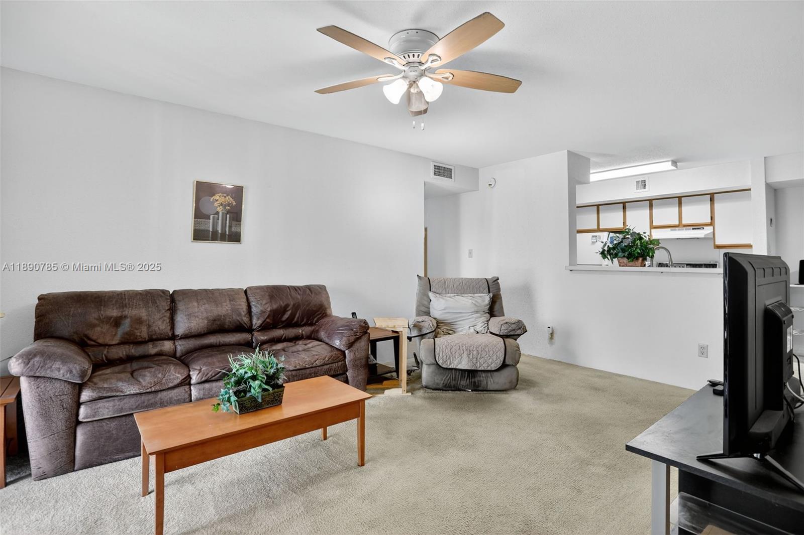 SAVANNAH AT RIVERSIDE CON - Residential