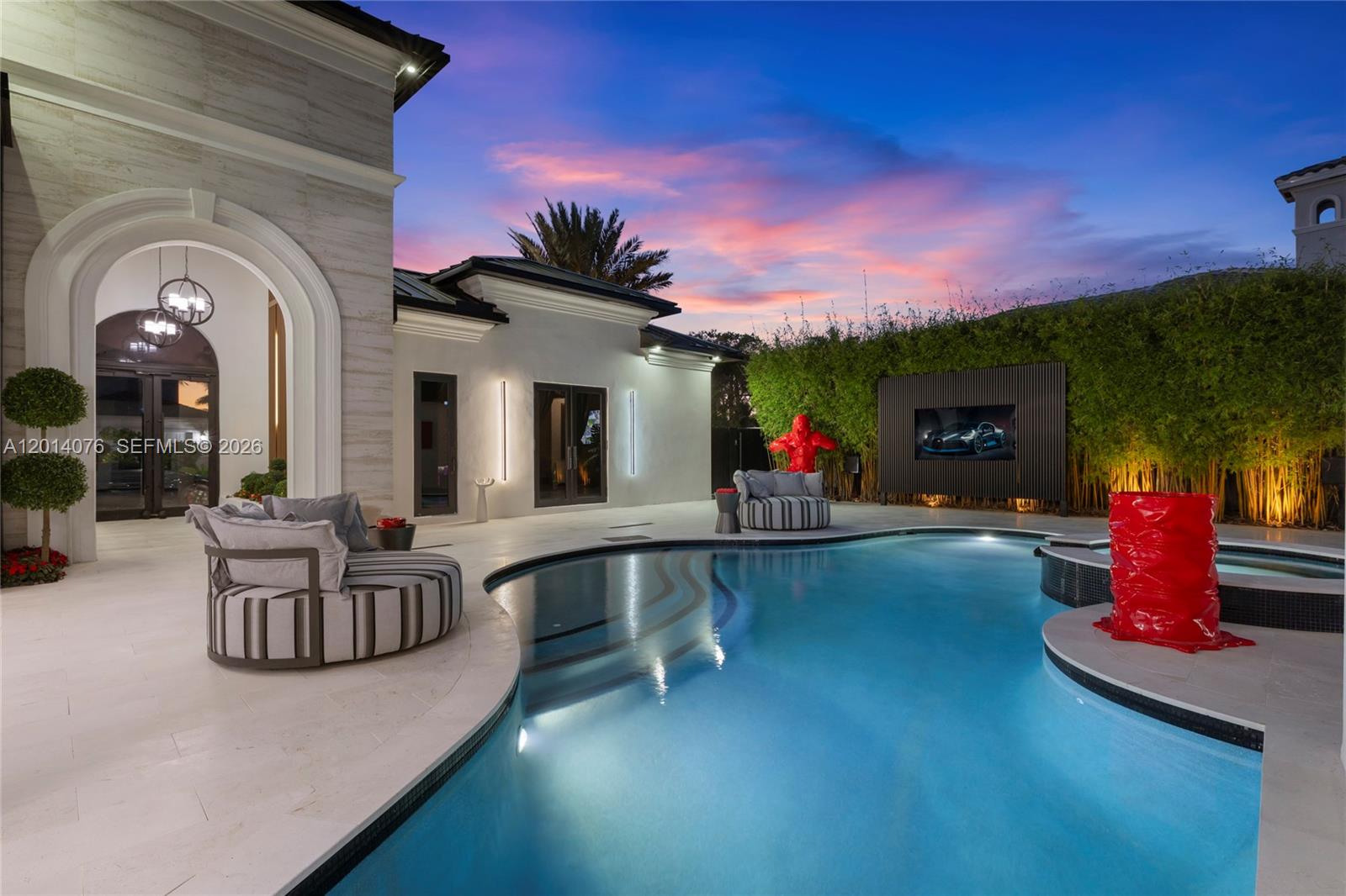 HOLLYWOOD LAKES COUNTRY C - Residential