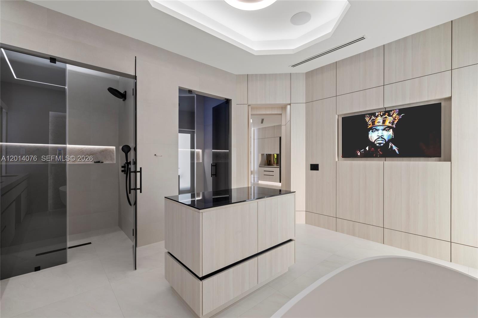 HOLLYWOOD LAKES COUNTRY C - Residential