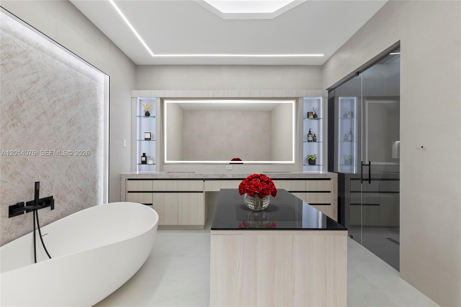 HOLLYWOOD LAKES COUNTRY C - Residential