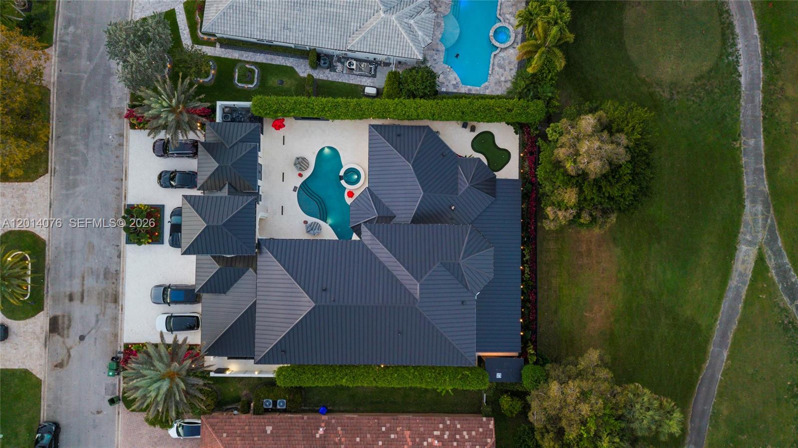 HOLLYWOOD LAKES COUNTRY C - Residential