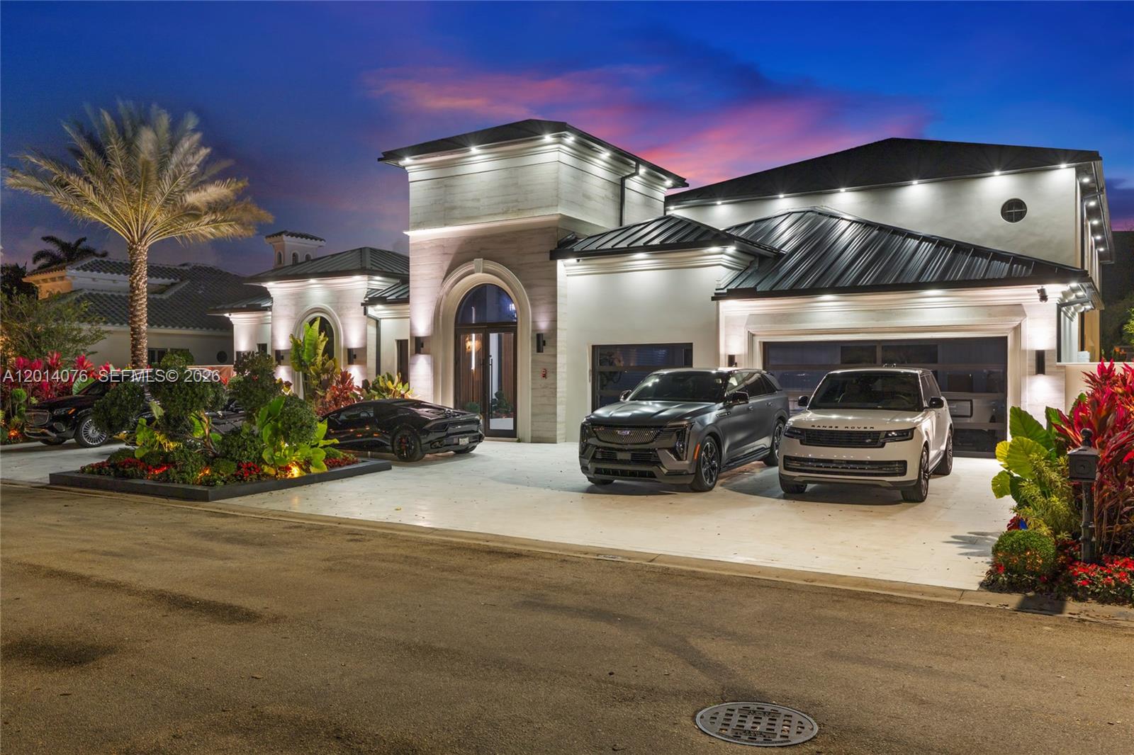 HOLLYWOOD LAKES COUNTRY C - Residential