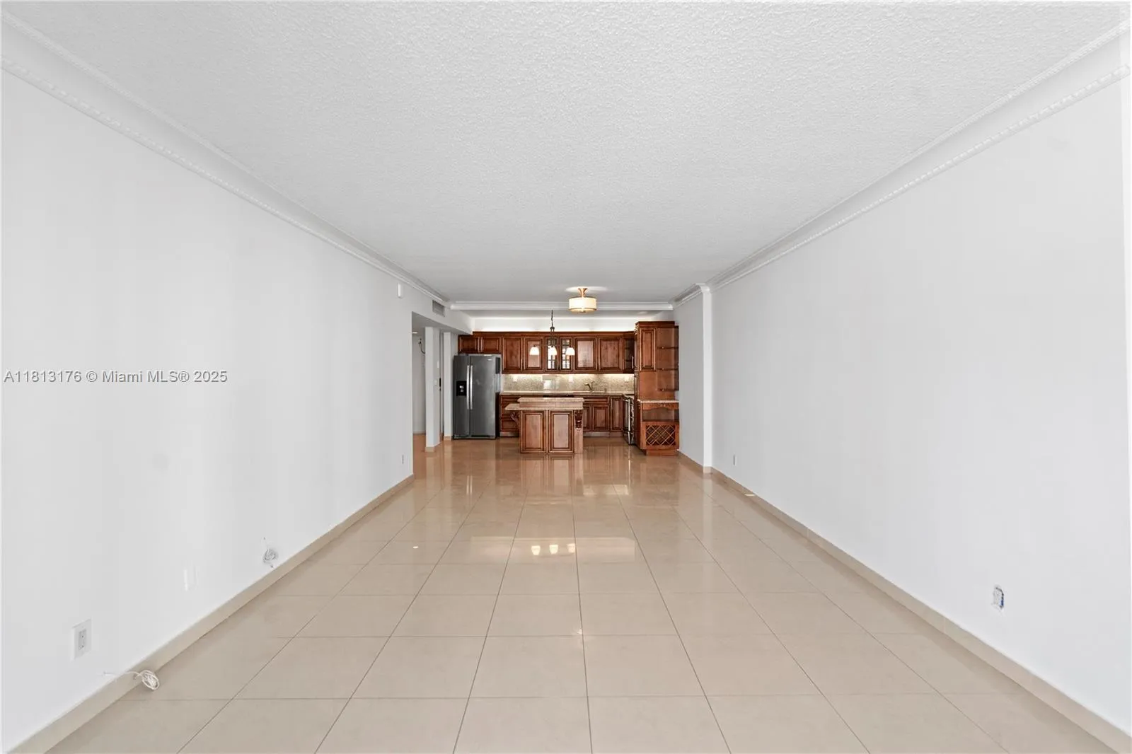 Sunny Isles Beach, Florida 33160, United States, 2 Bedrooms Bedrooms, ,2 BathroomsBathrooms,Residential,Active,141864