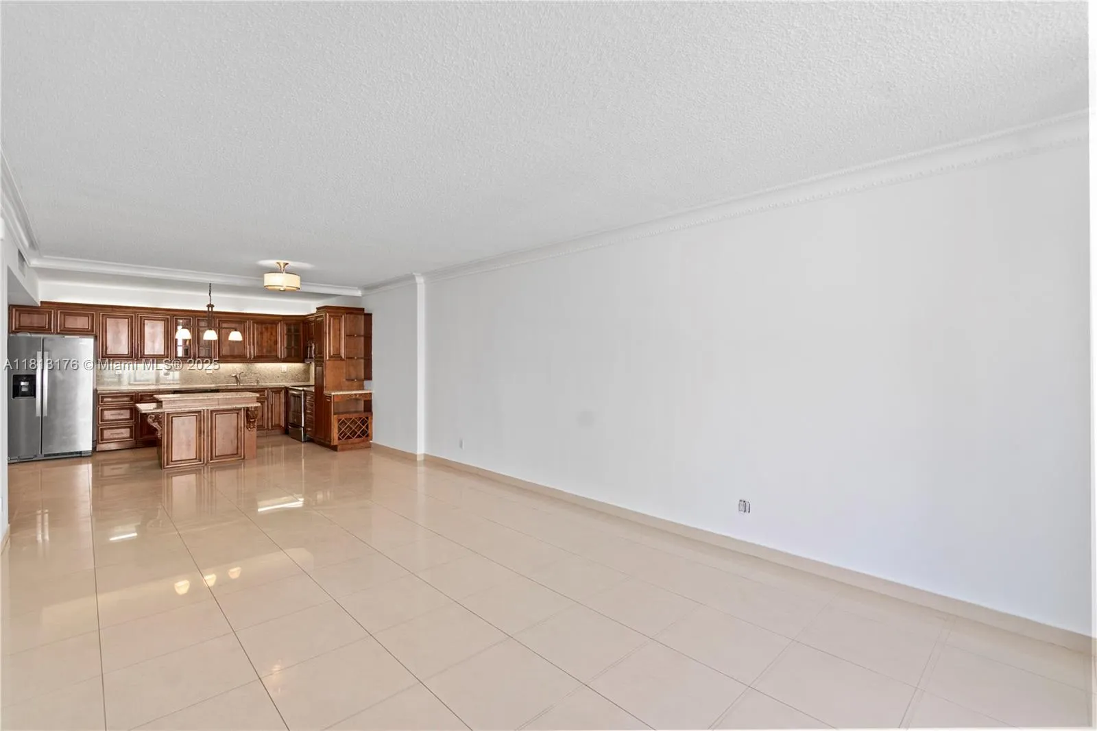 Sunny Isles Beach, Florida 33160, United States, 2 Bedrooms Bedrooms, ,2 BathroomsBathrooms,Residential,Active,141864