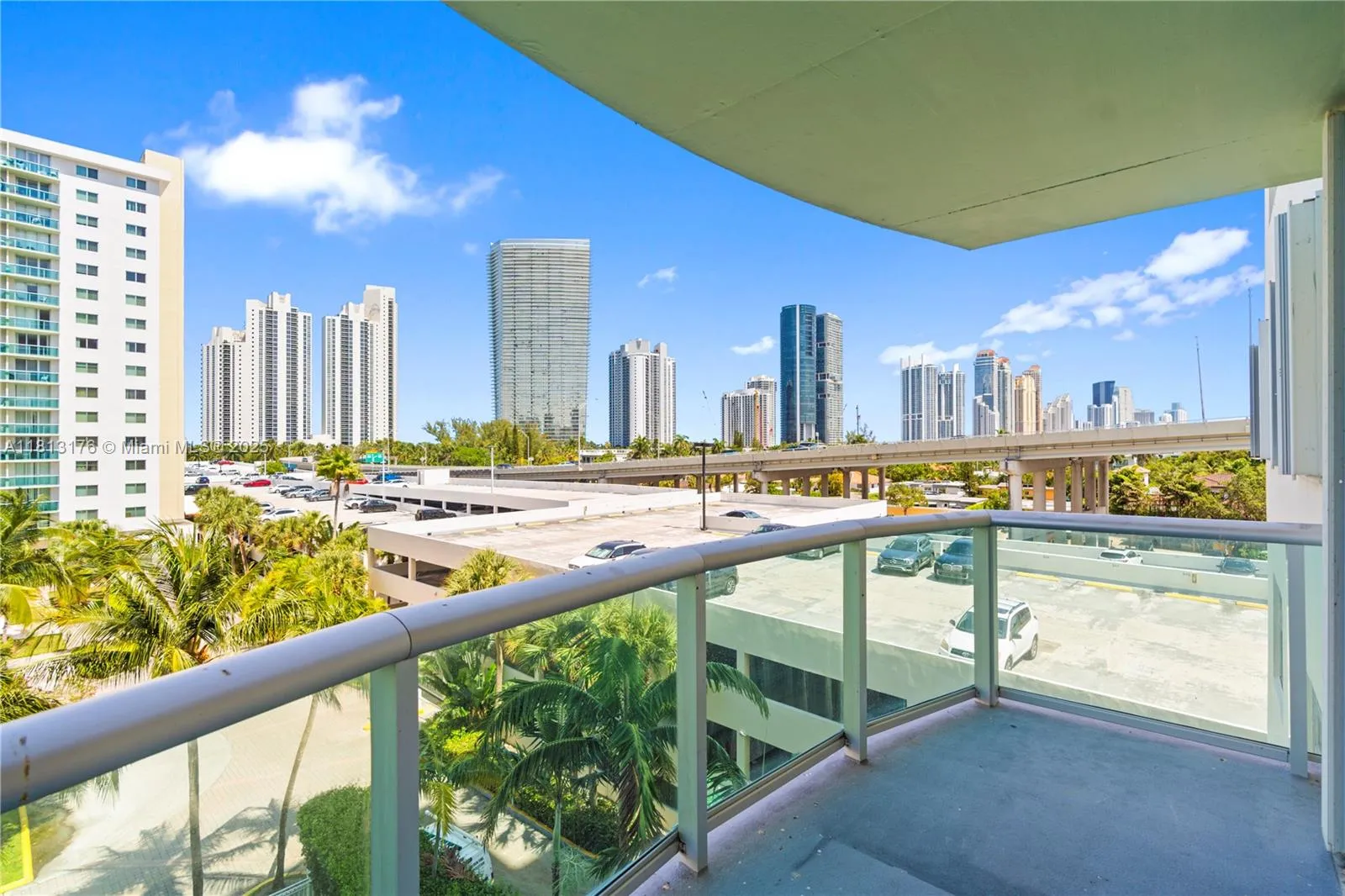 Sunny Isles Beach, Florida 33160, United States, 2 Bedrooms Bedrooms, ,2 BathroomsBathrooms,Residential,Active,141864
