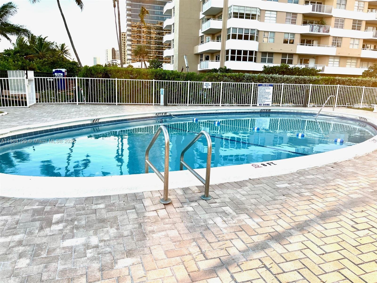 TAROMINA APTS CO-OP - Residential