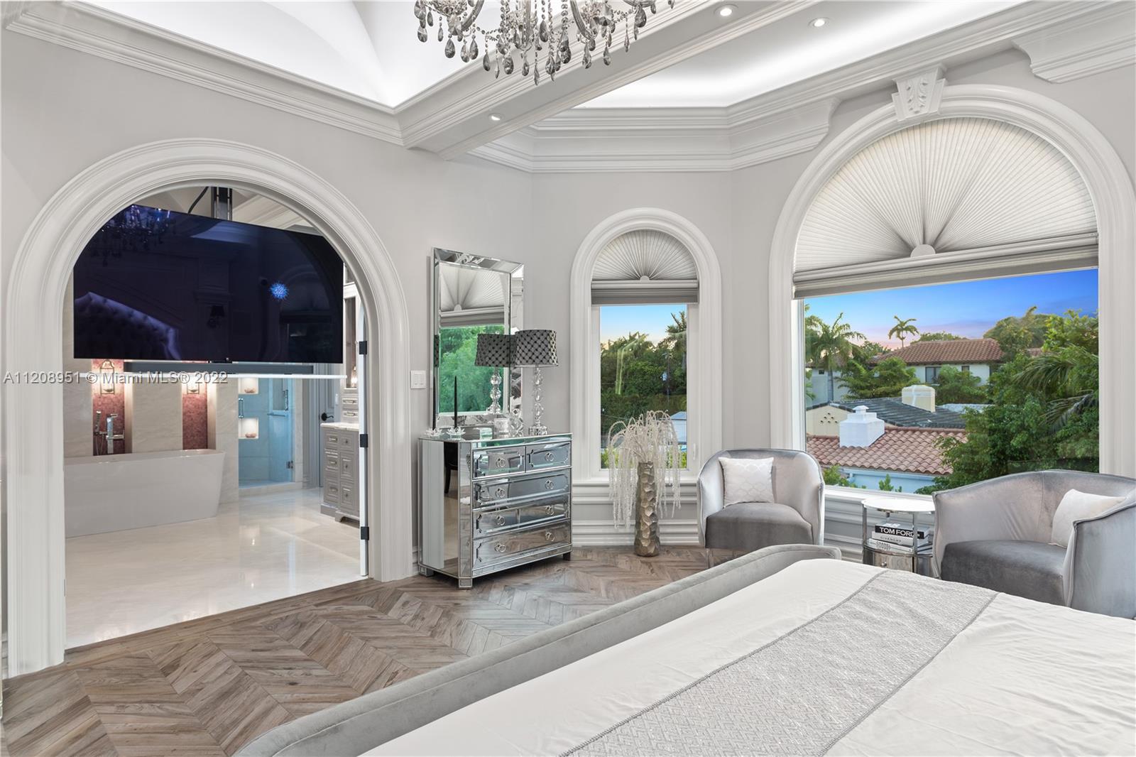 SURPRISE LAKE - Residential