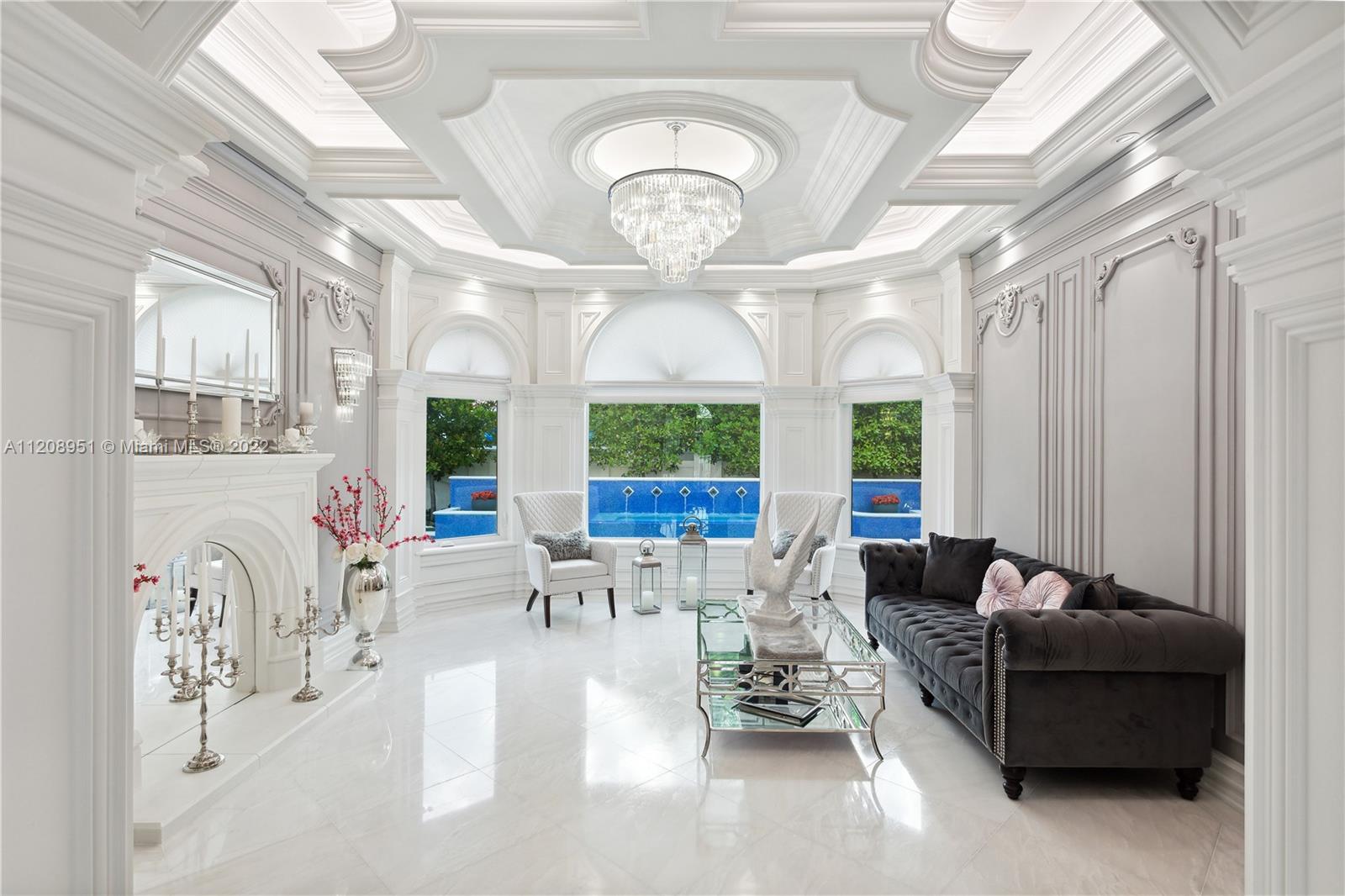 SURPRISE LAKE - Residential