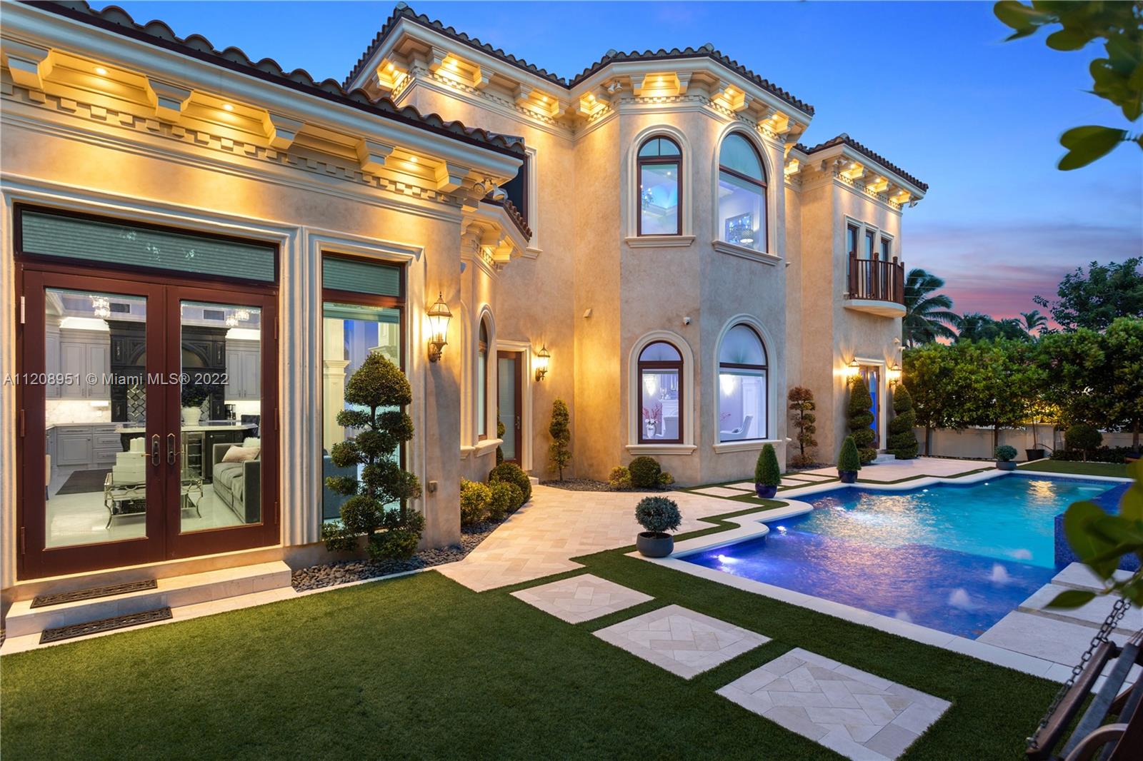 SURPRISE LAKE - Residential